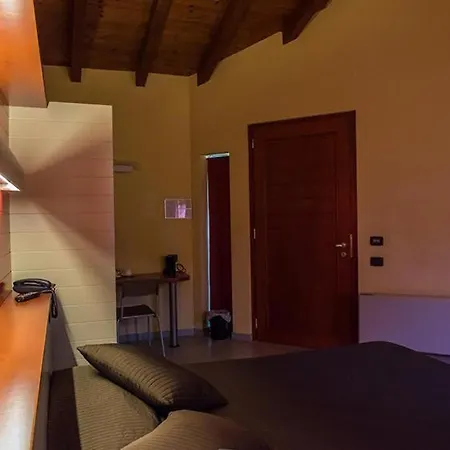 In Guest - Alba Village 3 Stelle