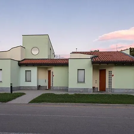 In Guest - Alba Village 3 Stelle Penzion