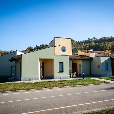 Penzion In Guest - Alba Village 3 Stelle *